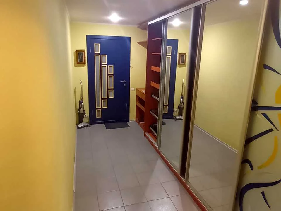 Apartment. Dnipro, Universal Avenue.