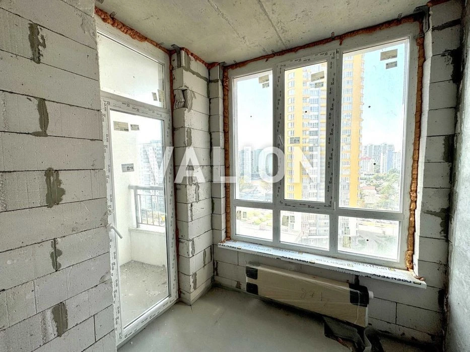 For sale 1-room studio apartment in the residential complex Kakhovska, Kakhovska St. 62a. D