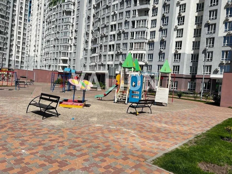 For sale 1-room studio apartment in the residential complex Kakhovska, Kakhovska St. 62a. D