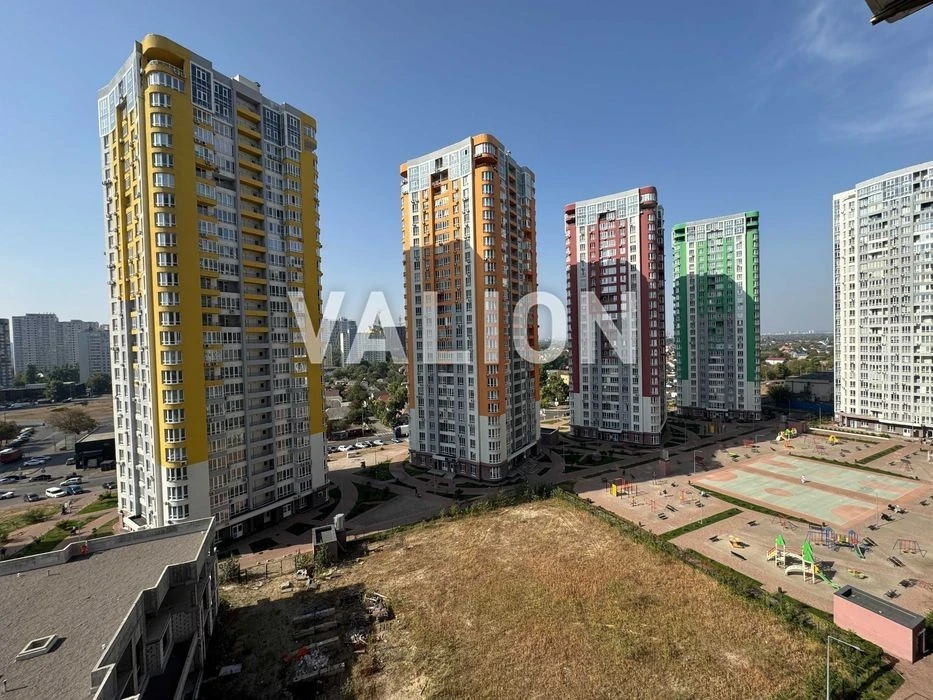 For sale 1-room studio apartment in the residential complex Kakhovska, Kakhovska St. 62a. D