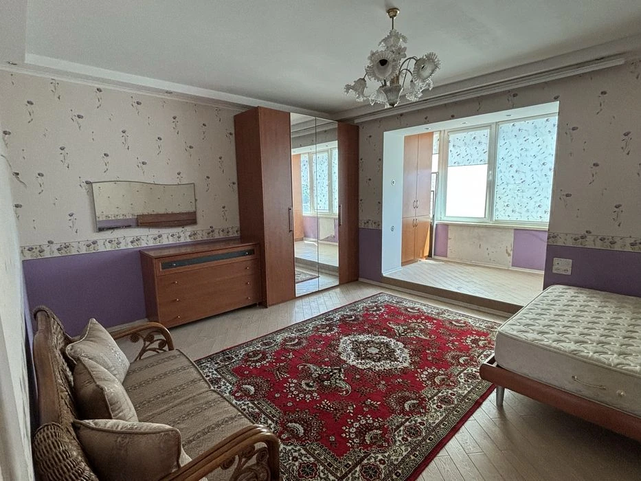 Продажа 3-х комнатной квартиры в ЖК Синяя Птица.
