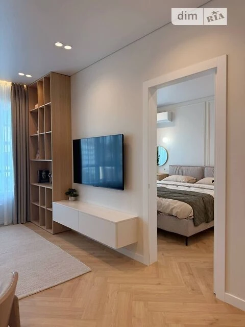 Sale of 1-room apartment 46 sq. m on Holosiivskyi Avenue 78/2 • I