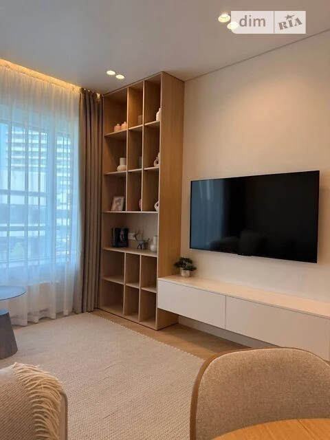 Sale of 1-room apartment 46 sq. m on Holosiivskyi Avenue 78/2 • I