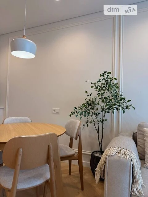 Sale of 1-room apartment 46 sq. m on Holosiivskyi Avenue 78/2 • I