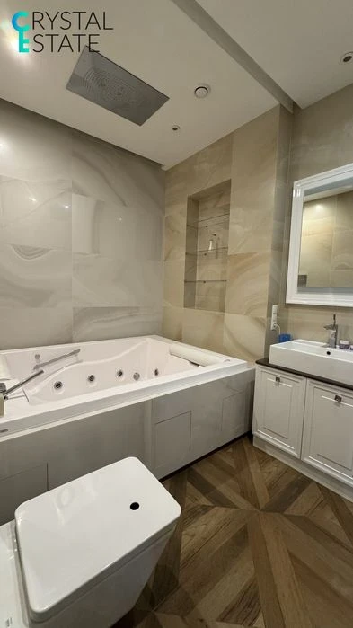 Продам 3к. квартиру с террасой и видом на море, Одесса, Лан