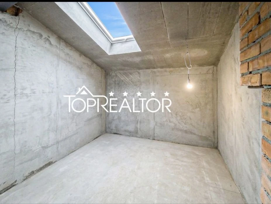 NO COMMISSION!! Felicita Residential Complex! PREMIUM! PENTHOUSE! 3 levels for sale