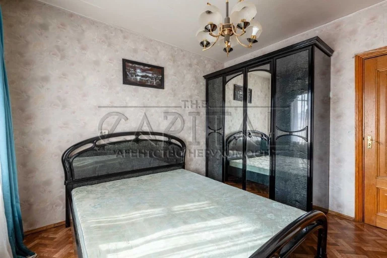 Sale of 3-room apartment 82.5 sq. m. on Mykola Lavrukhina St. 7, apt.
