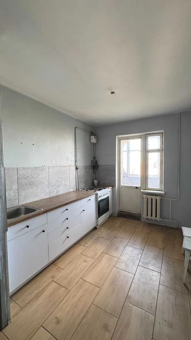 Продаж 5-кімнатної квартири, вул. Романа Шухевича, 102 м²