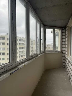 Продам 3-комн. квартиру в ЖК Вернисаж 103м без ремонта (Таи