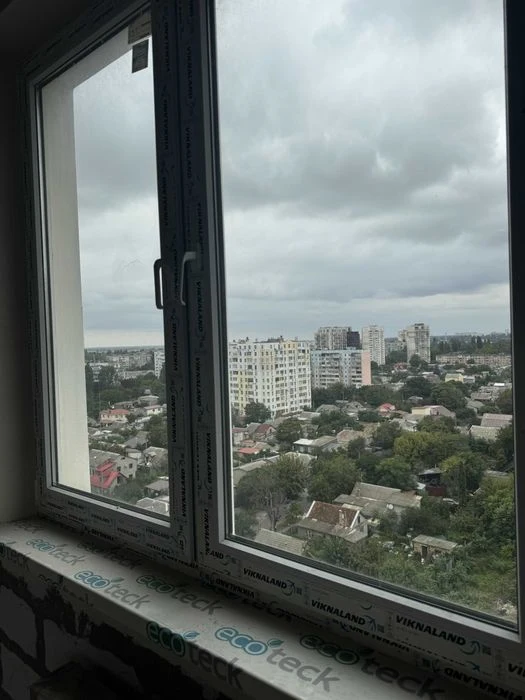 Продам 3-комн. квартиру в ЖК Вернисаж 103м без ремонта (Таи