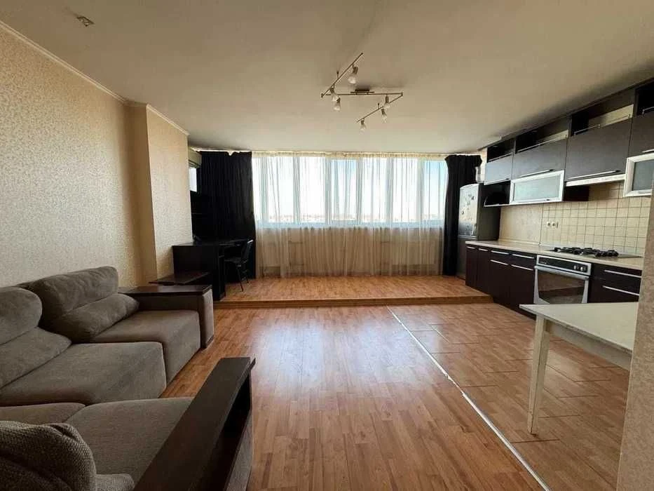Selling a 1-room apartment of 58m2 in a NEW BUILDING ZHYTLOBUD-2, GAZ! O st.