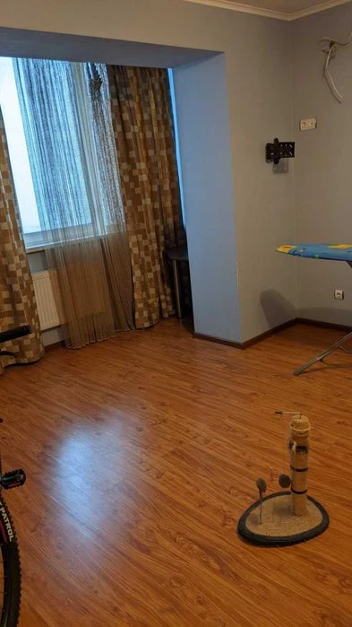 Продам квартиру 73 кв.м.бул. Центральный, пл.Фестивальная