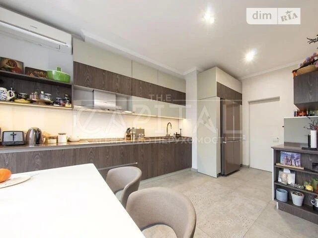Sale of 3-room apartment 79 sq. m. on Kazymira Malevicha st. 48 • I