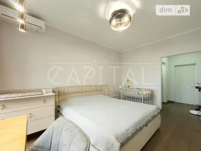 Sale of 3-room apartment 79 sq. m. on Kazymira Malevicha st. 48 • I