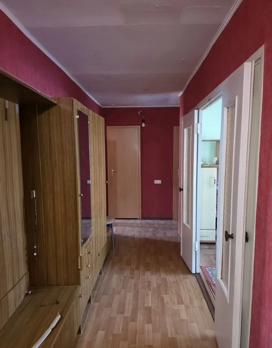 Продам 3х комнату квартиру на Бородинском
