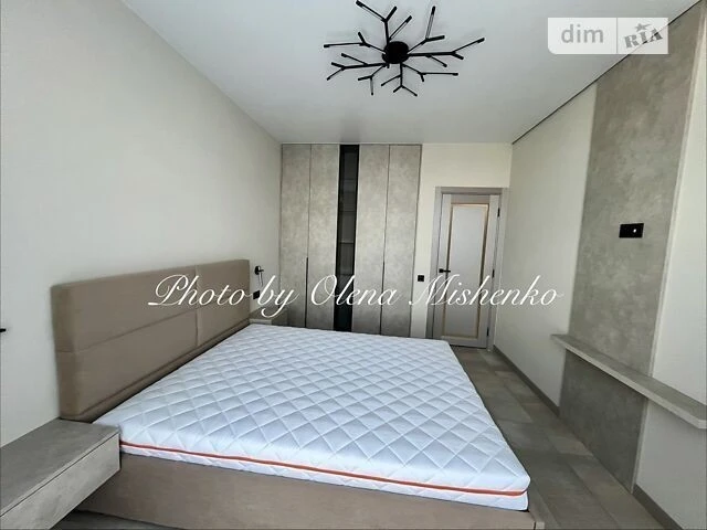 For sale 1-room apartment 49 sq. m. on Prychalna Street 12 • ID 346986