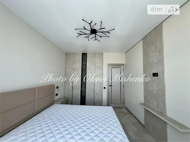 For sale 1-room apartment 49 sq. m. on Prychalna Street 12 • ID 346986
