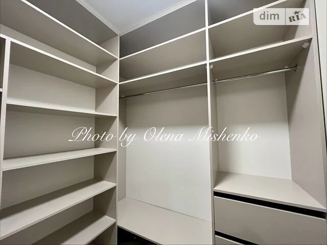 For sale 1-room apartment 49 sq. m. on Prychalna Street 12 • ID 346986