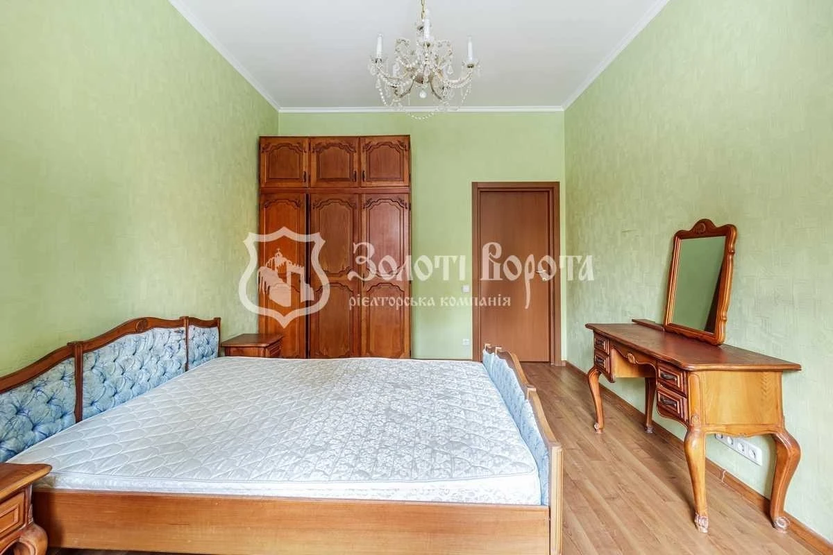Продажа 2-комнатной квартиры 84 м², Дмитриевская ул., 69