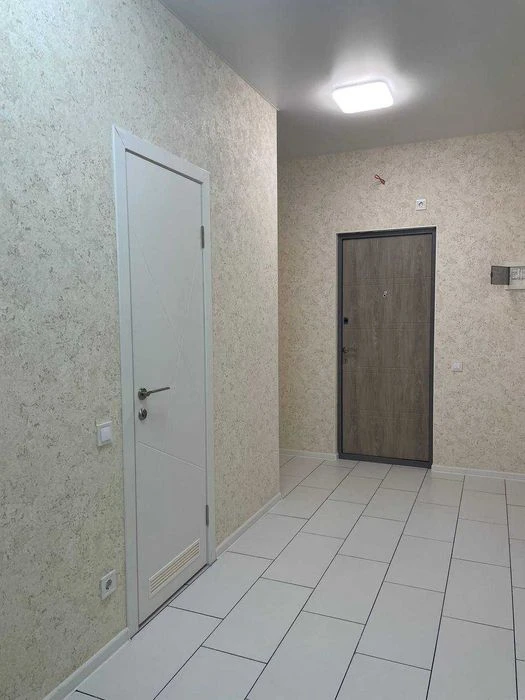 New studio apartment for sale in the basement of the Vorobyovy Gory na Polyakh residential complex