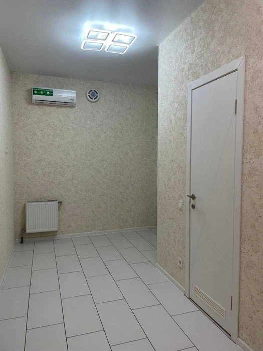 New studio apartment for sale in the basement of the Vorobyovy Gory na Polyakh residential complex
