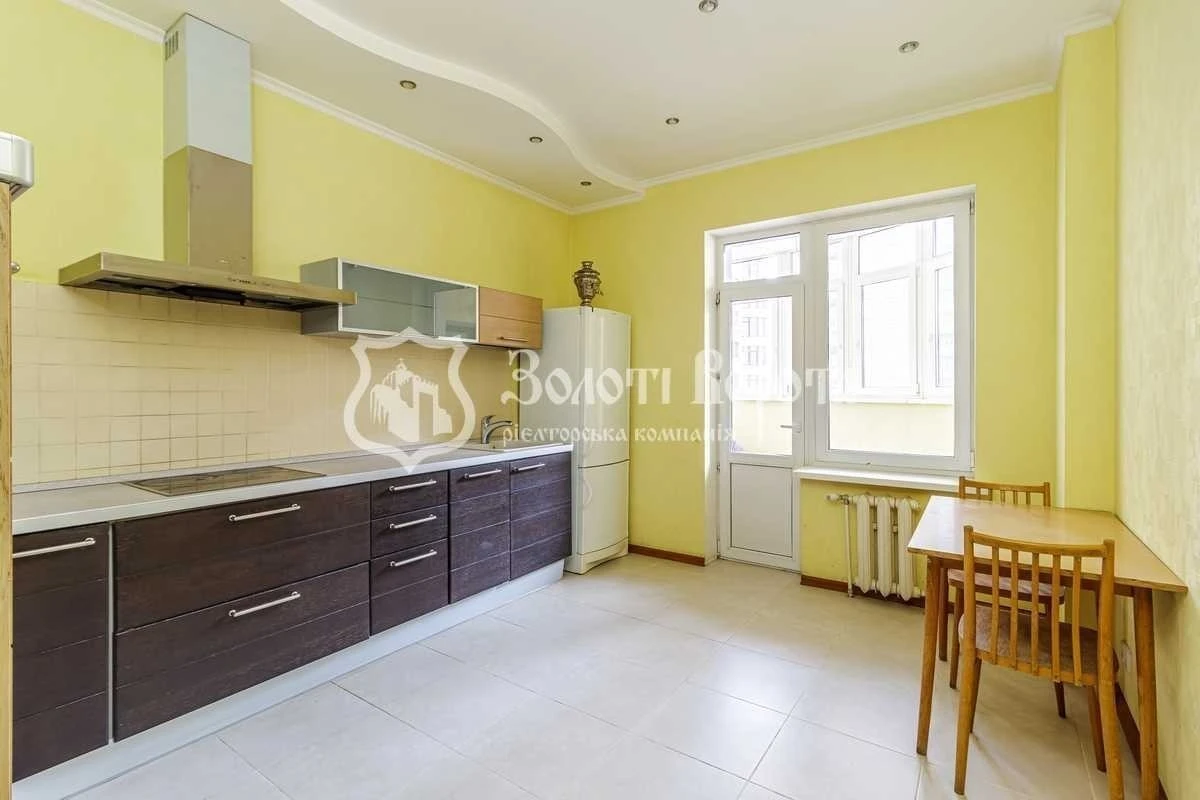 Продажа 2-комнатной квартиры 84 м², Дмитриевская ул., 69