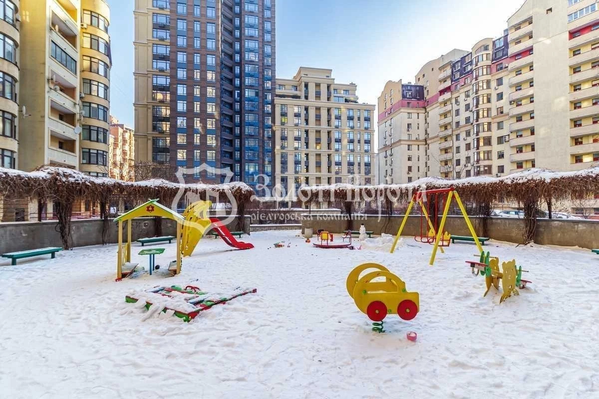 Продажа 2-комнатной квартиры 84 м², Дмитриевская ул., 69