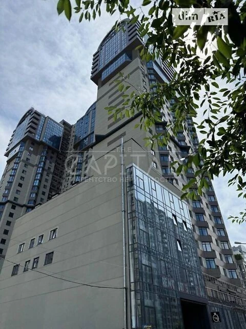 Продажа 3к квартиры 118 кв. м по ул. Андрея Верхосмотра 4Б •