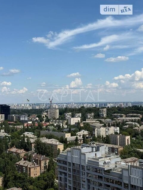 Продажа 3к квартиры 118 кв. м по ул. Андрея Верхосмотра 4Б •
