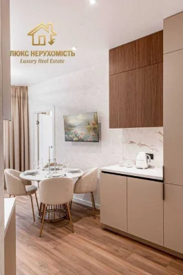 2 комнатная квартира с ремонтом в 60 Жемчужине, ул. Краснов
