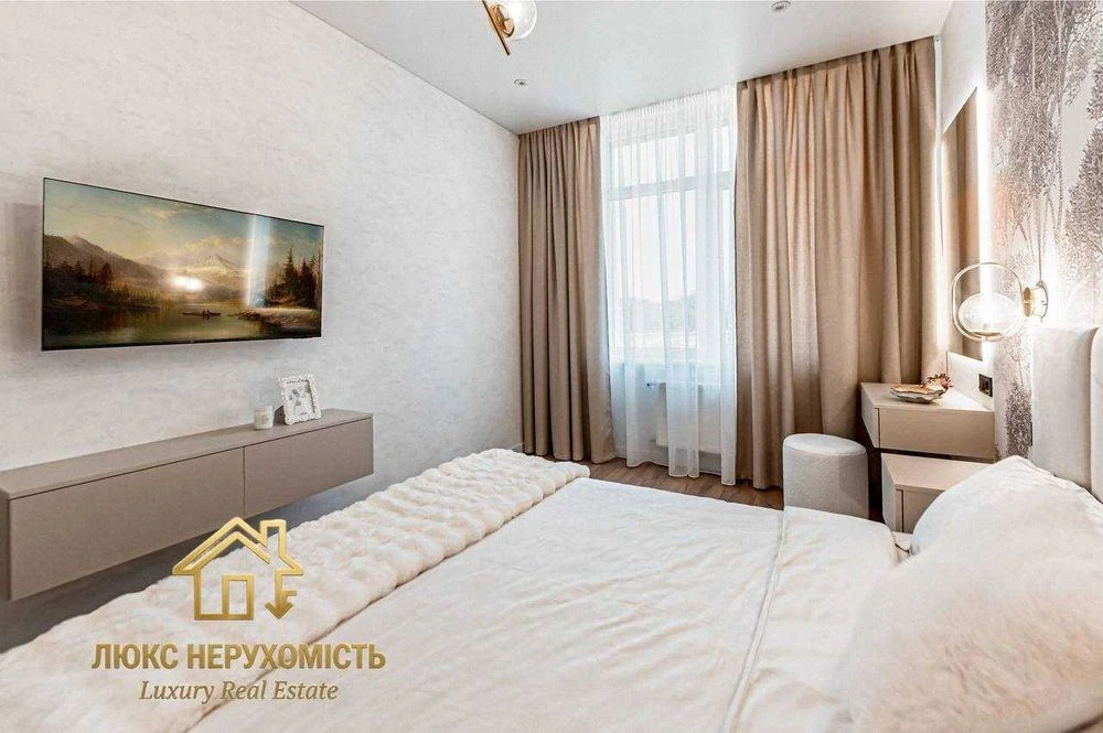 2 комнатная квартира с ремонтом в 60 Жемчужине, ул. Краснов