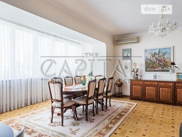 Sale of 3-room apartment 149 sq. m. on Oleksandra Konyskyi St. 4
