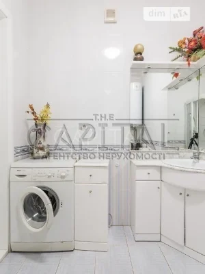 Sale of 3-room apartment 149 sq. m. on Oleksandra Konyskyi St. 4