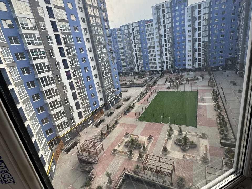Квартира. Ивано-Франковск, Княгинин ул., (Дом 17)