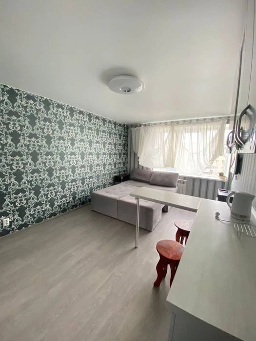 Urgent. Owner. Selling an apartment with new renovation, furniture