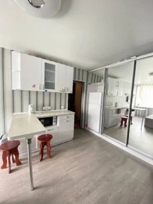 Urgent. Owner. Selling an apartment with new renovation, furniture
