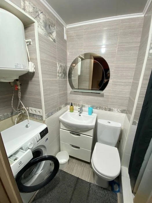 Urgent. Owner. Selling an apartment with new renovation, furniture