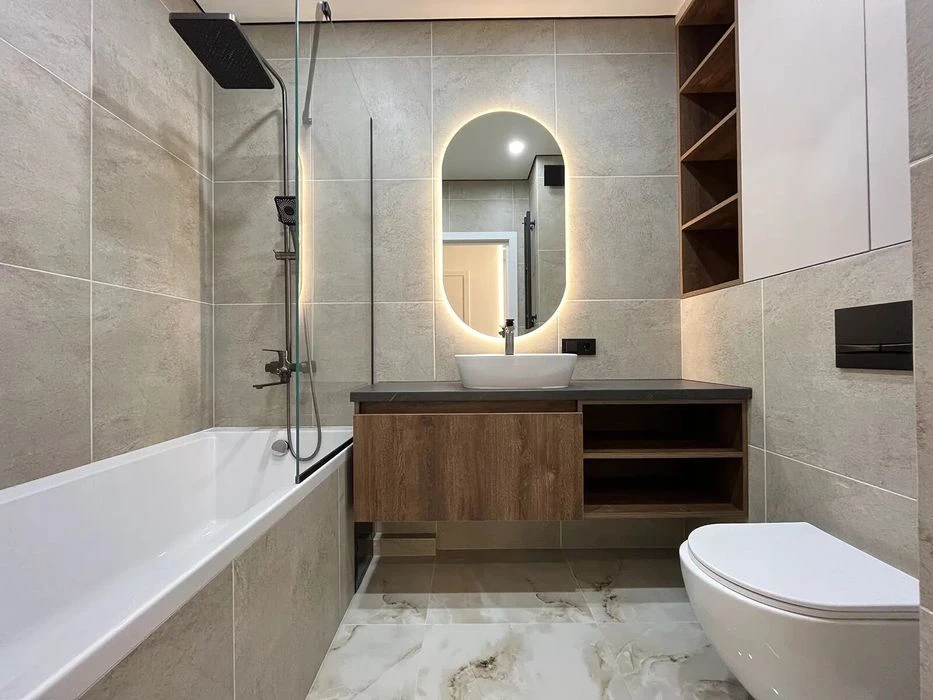 High-quality 1-room apartment in Manhattan, fully furnished, near the lake