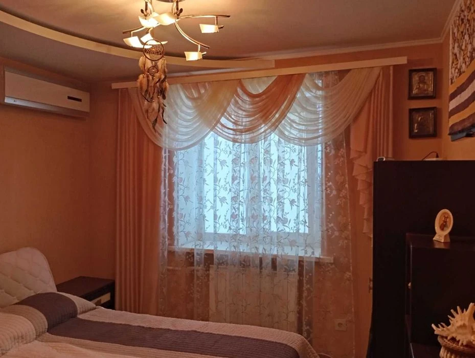 For sale 3-room apartment P. Bolbochan, behind Rost