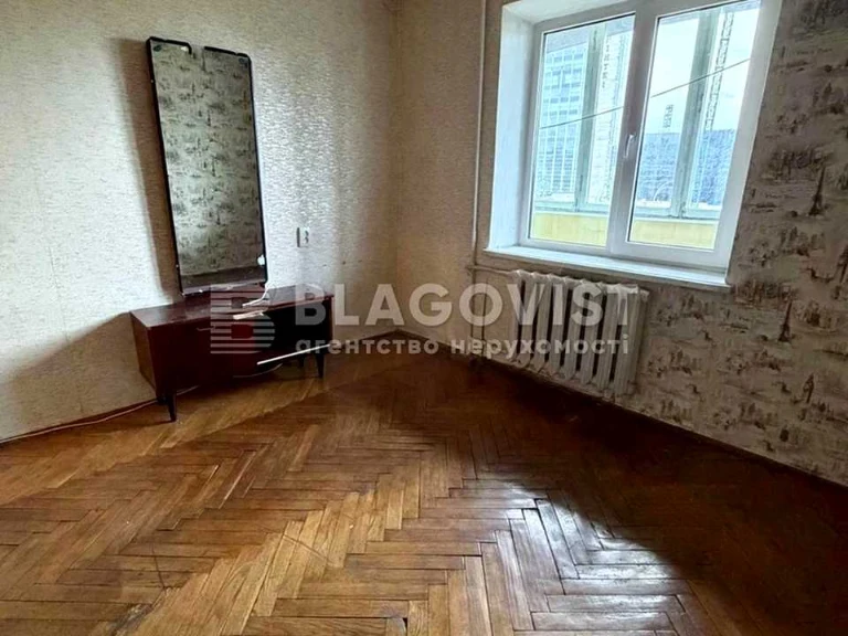Apartment. Kyiv, Velyka Vasylkivska St. (Chervonoarmiyska)
