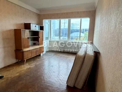 Apartment. Kyiv, Velyka Vasylkivska St. (Chervonoarmiyska)