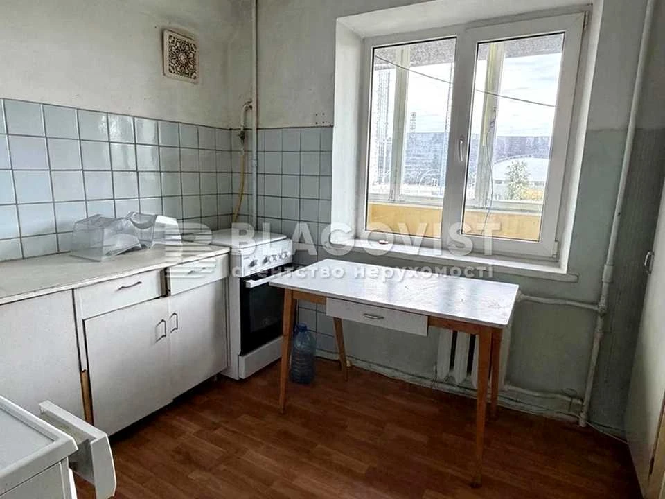 Apartment. Kyiv, Velyka Vasylkivska St. (Chervonoarmiyska)