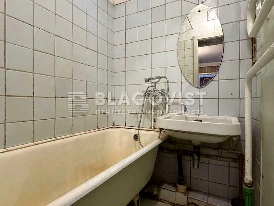 Apartment. Kyiv, Velyka Vasylkivska St. (Chervonoarmiyska)