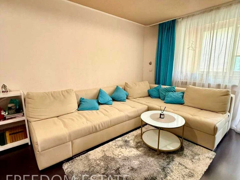 Apartment. Kharkiv, Gvardeytsiv-Shyronintsiv st.