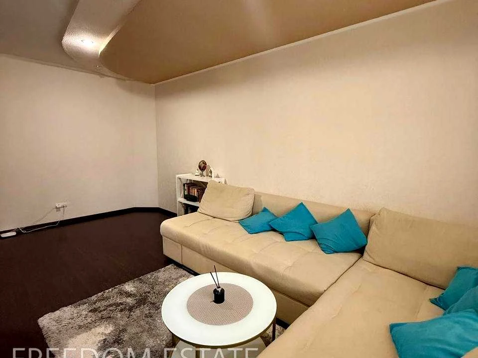Apartment. Kharkiv, Gvardeytsiv-Shyronintsiv st.