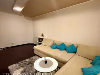 Apartment. Kharkiv, Gvardeytsiv-Shyronintsiv st.