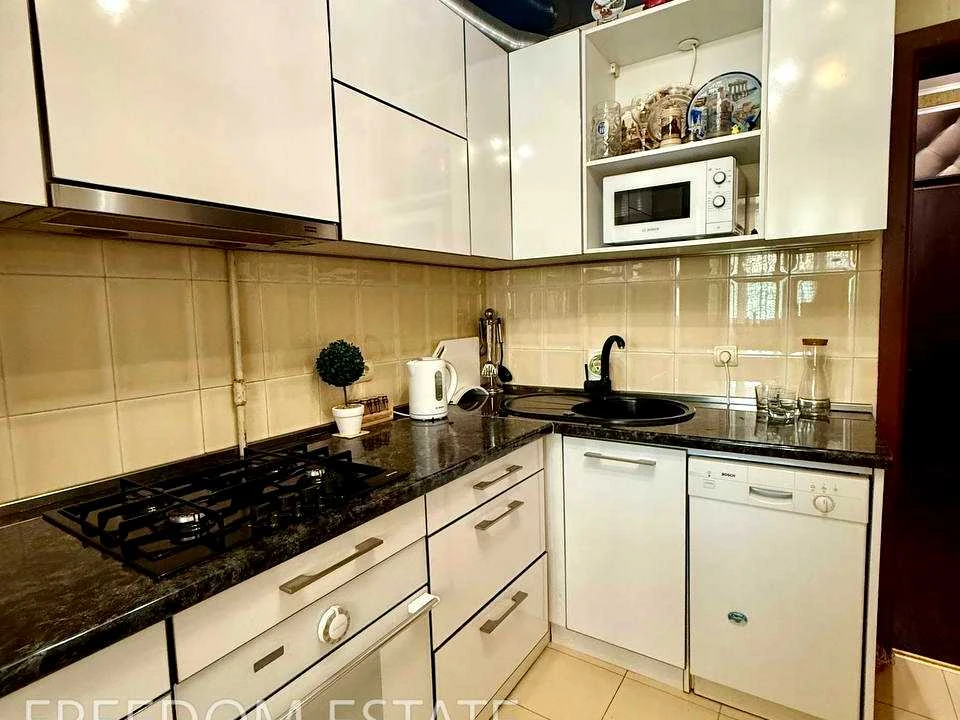 Apartment. Kharkiv, Gvardeytsiv-Shyronintsiv st.