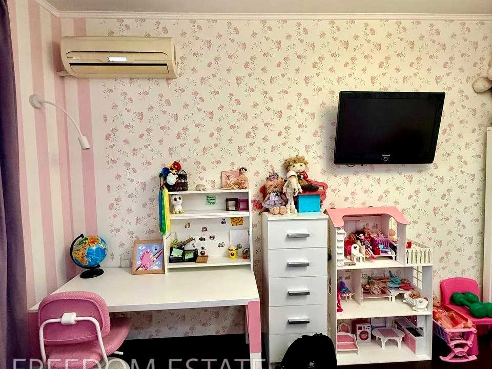 Apartment. Kharkiv, Gvardeytsiv-Shyronintsiv st.