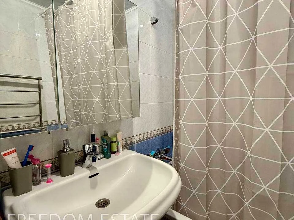 Apartment. Kharkiv, Gvardeytsiv-Shyronintsiv st.