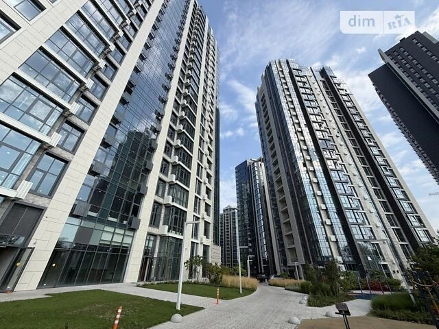 Sale of 2-room apartment 82.43 sq. m. on Andriy Verkhoglyada St. 26